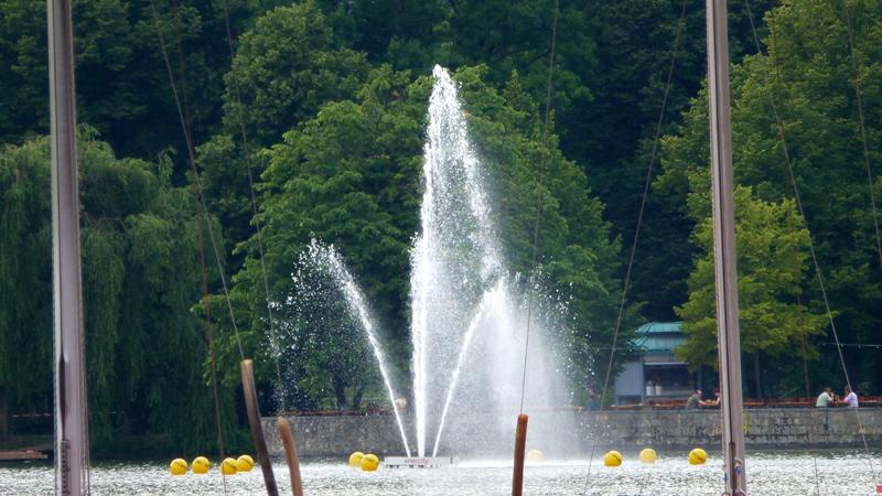 Maschsee mit Fontaene 02
